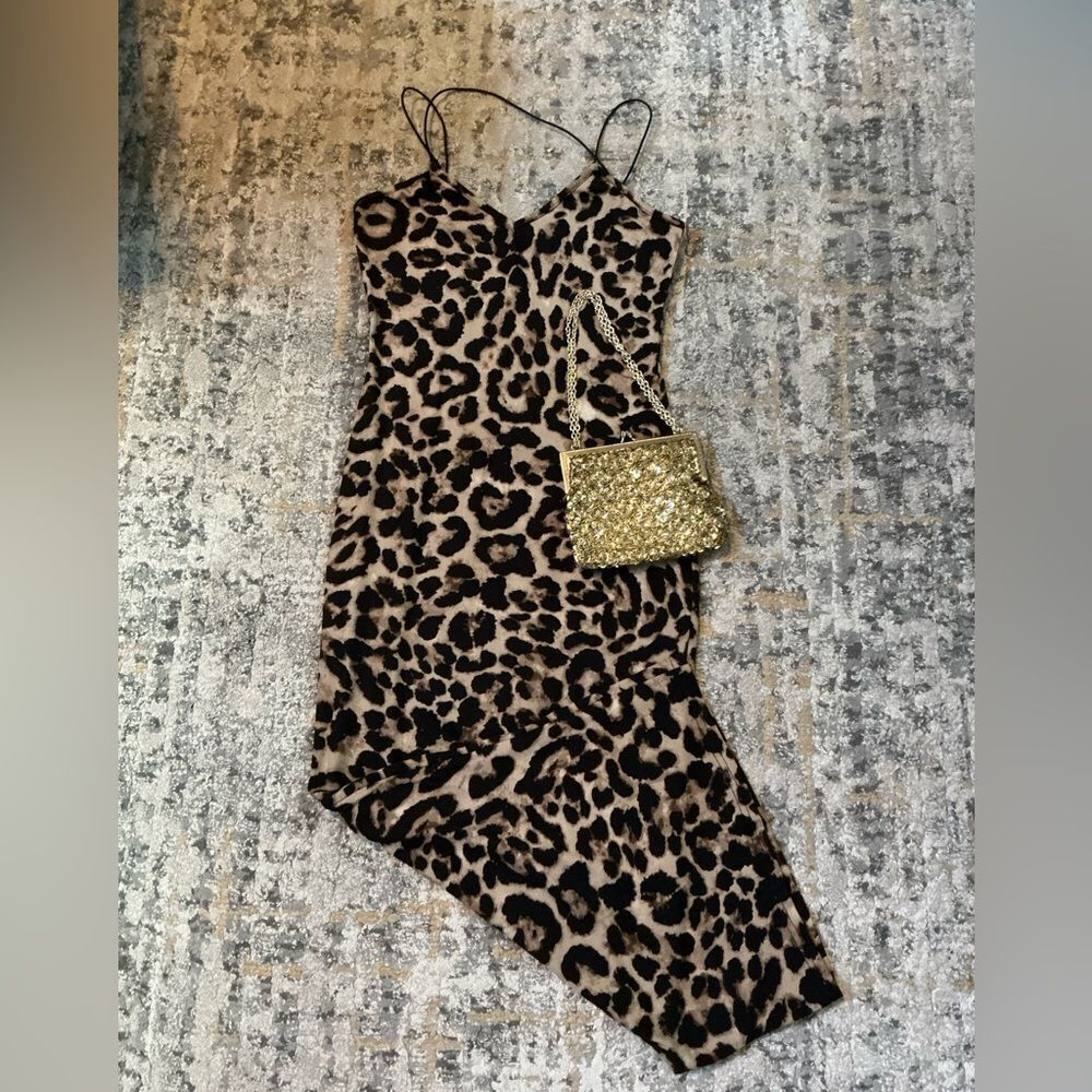 BUNDLE OF BODYCON MAXI DRESS W/ CRISS CROSS STRAPS, SZ L AND VINTAGE SEQUIN BAG!
